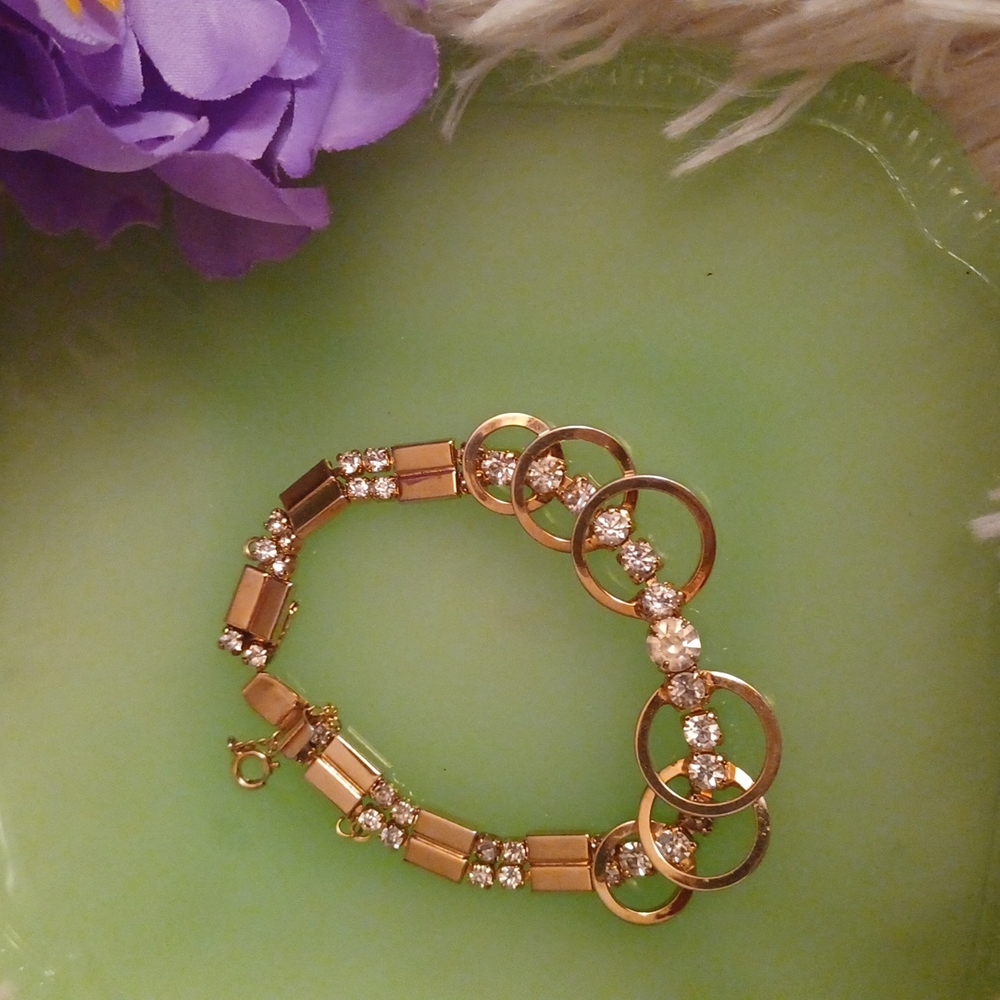 🌺PRICE DROP TODAY 🌺BEAUTIFUL VTG BRACELET
